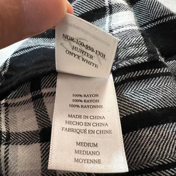 Rails Plaid Flannel Hunter Checkered Button Down Blouse Size Medium *SMALL FLAW* - Picture 7 of 10